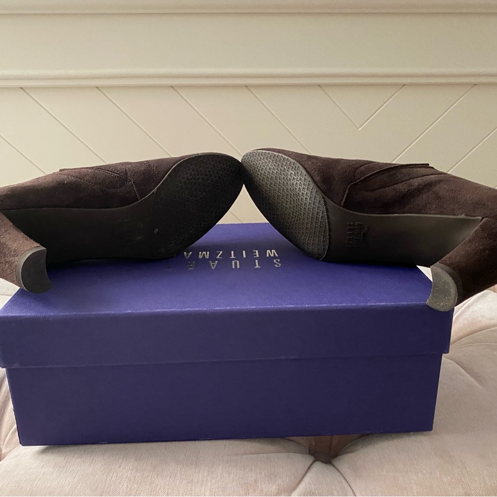Stuart Weitzman "Unique" Cola (Dark Brown) Suede … - image 6